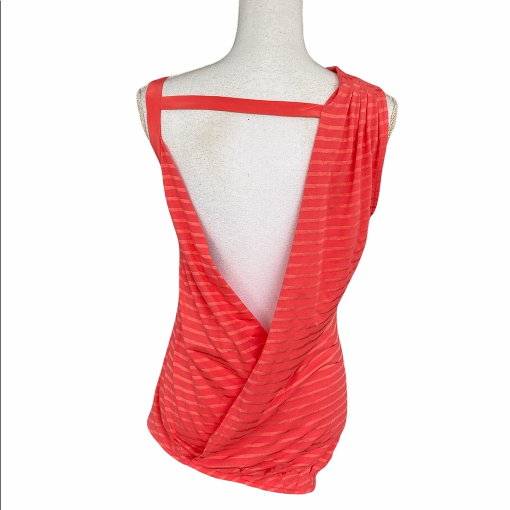 NWT BEBE TOP TUNIC SIZE EXTRA SMALL /  2️⃣ - Picture 4 of 8